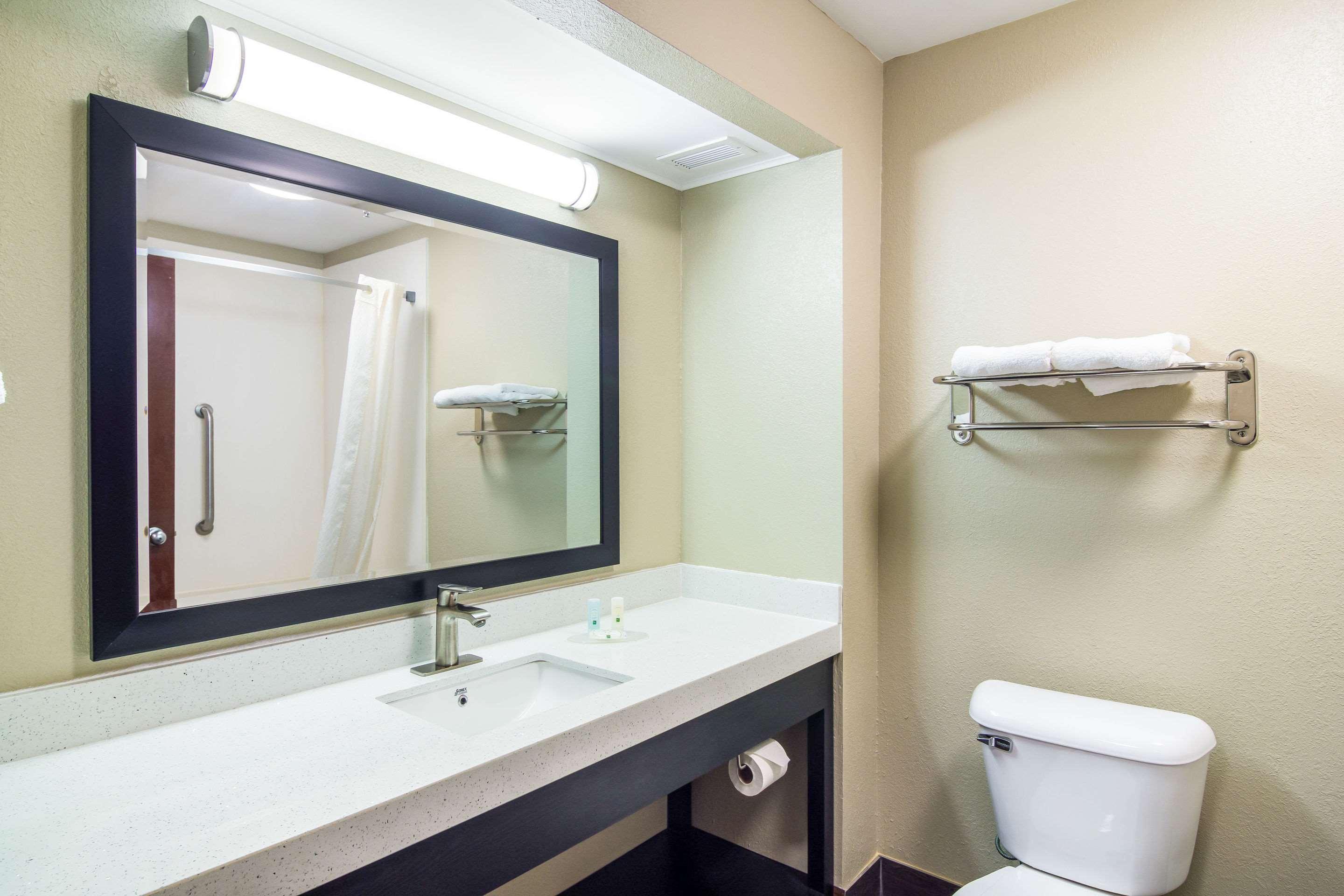 Quality Inn & Suites Canton, Ga Exterior photo