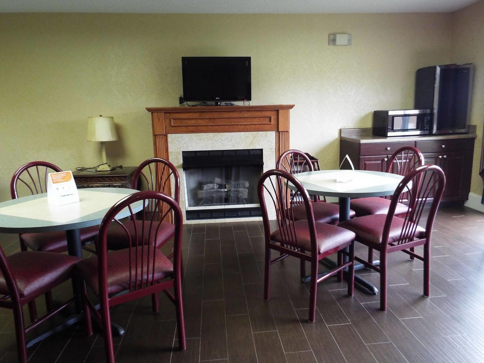 Quality Inn & Suites Canton, Ga Exterior photo